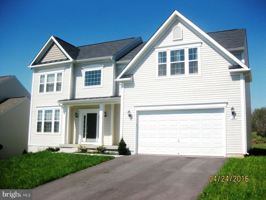 92 Bugatti Ct, Inwood, WV 25428 - photo 1