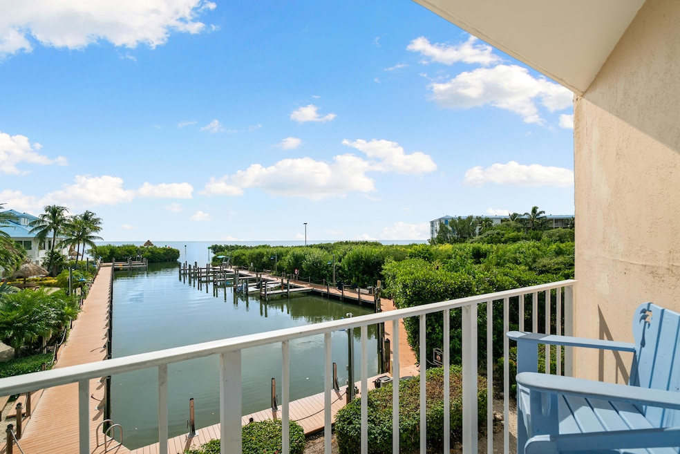 Under Contract $715,000