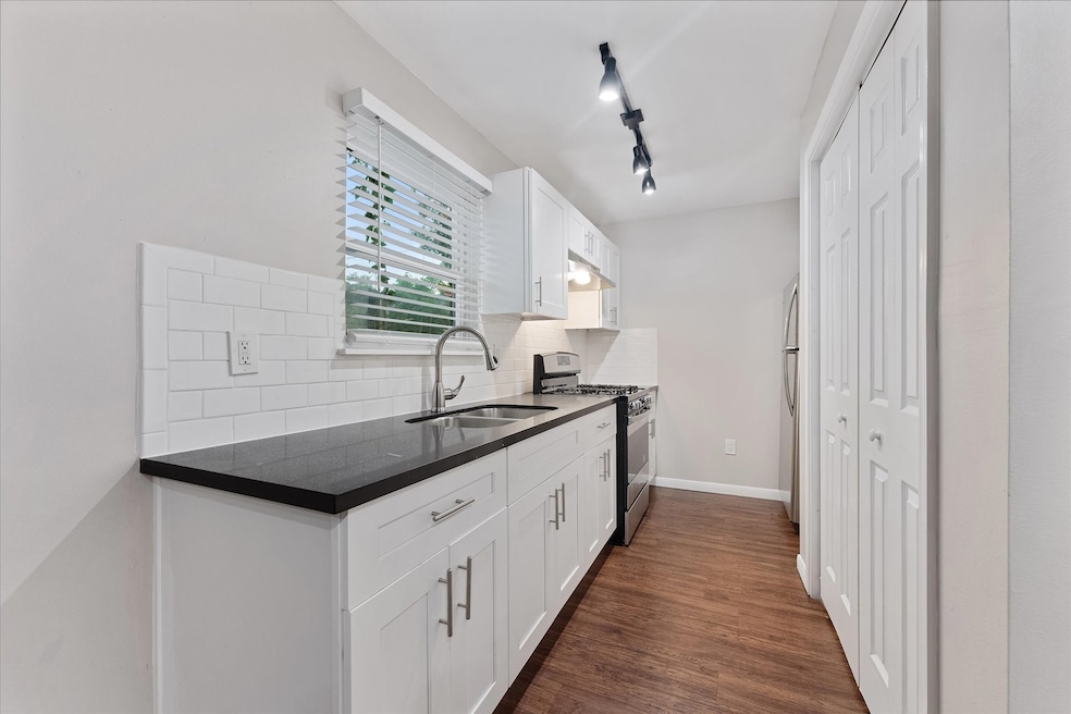 Welcome to 605 Enid St 1/2 #4.