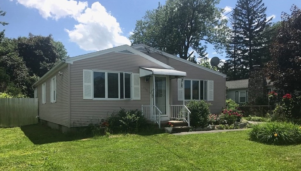 117 Harding St, Chicopee, MA 01013 - photo 1