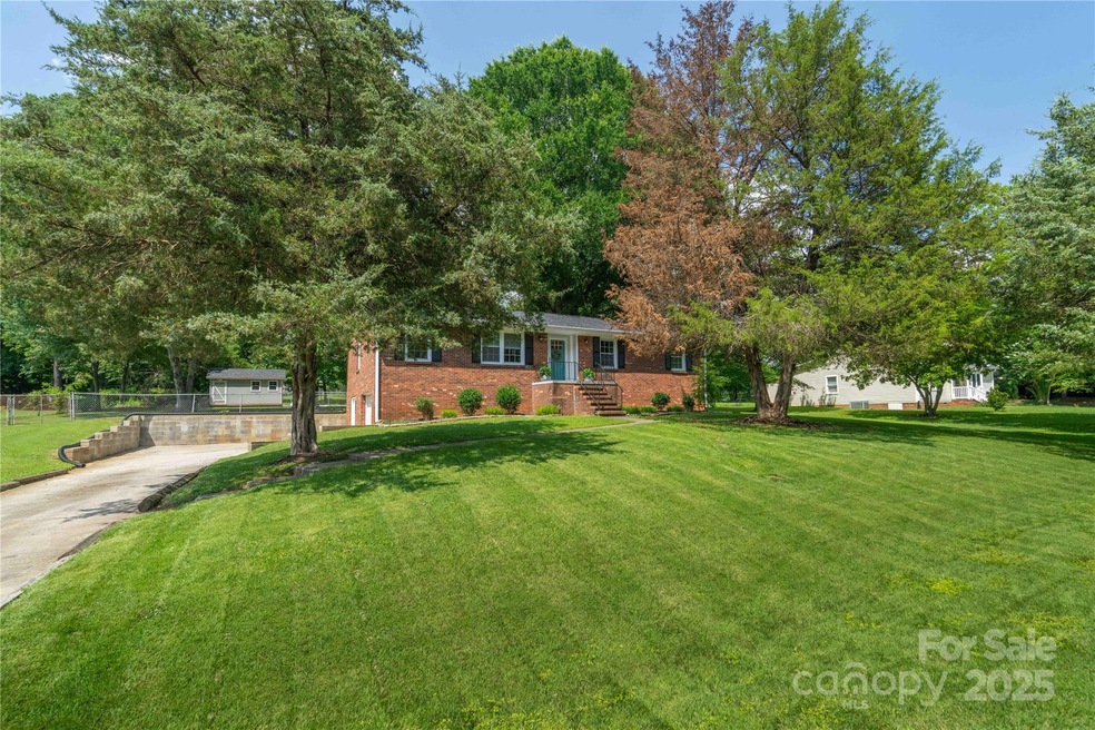 Sold $313,726 • Co-Listing Agent