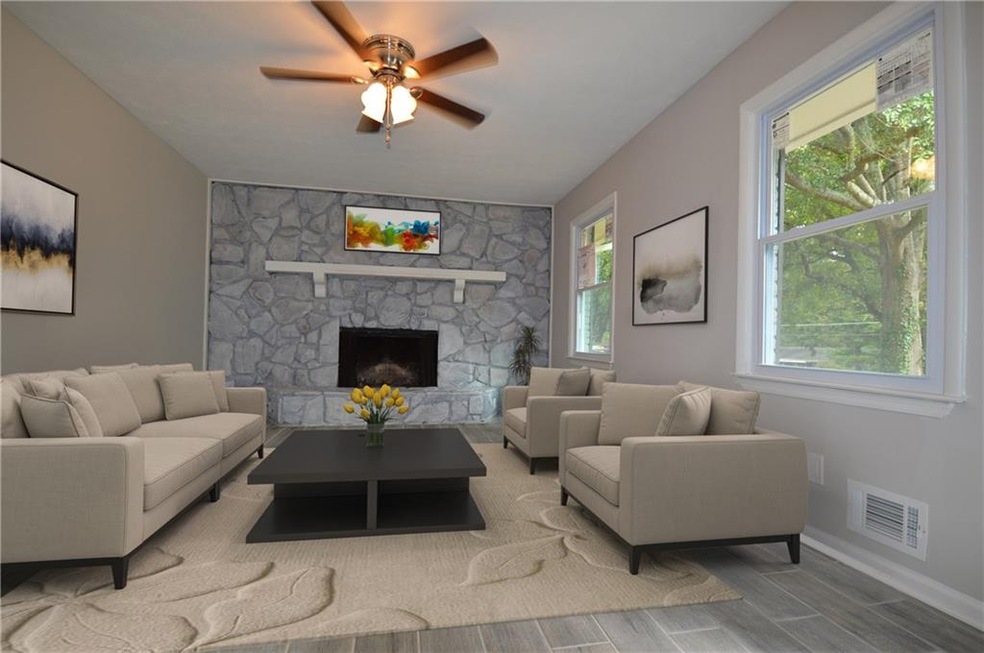 Living Room great entertaining space, tons of natu