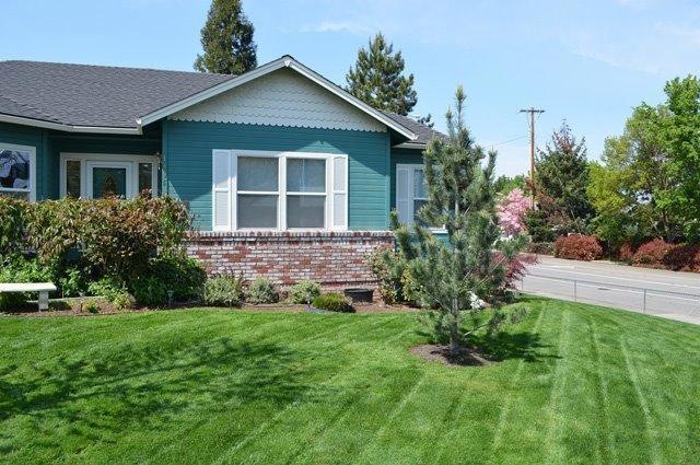 1195 Brookdale Ave, Medford, OR 97504 - photo 1