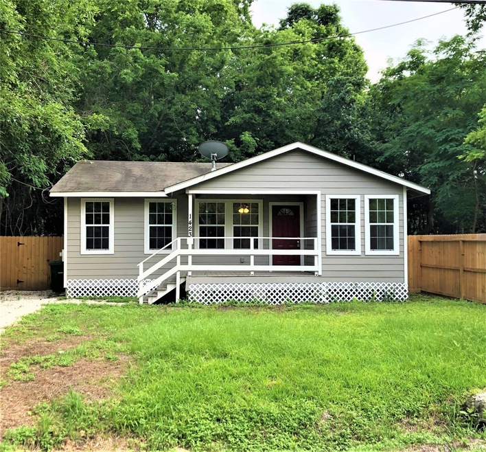 1423 Dewalt St, Houston, TX 77088 - photo 1