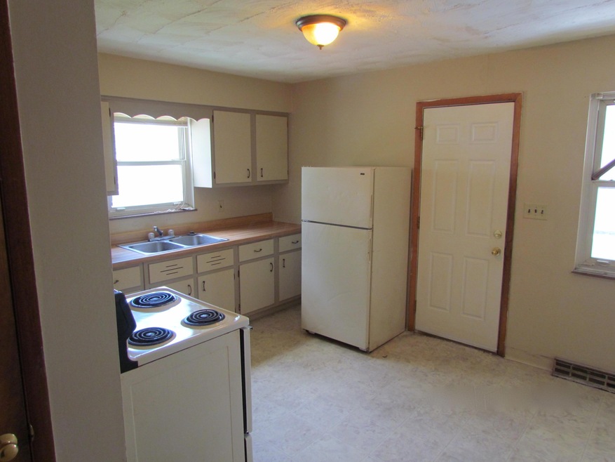 IMG_2381Kitchen