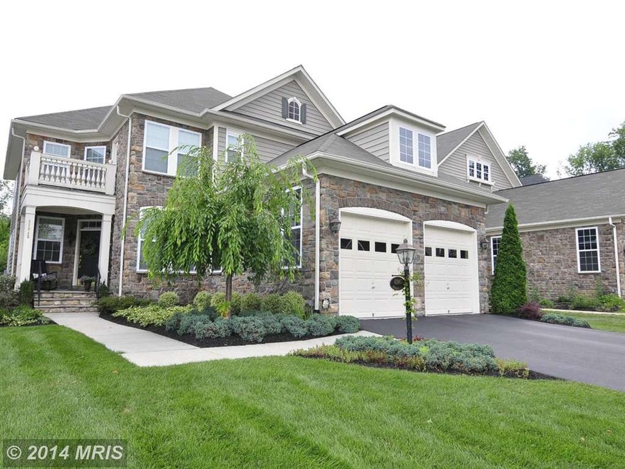 42945 Thornblade Cir, Ashburn, VA 20148 - photo 1