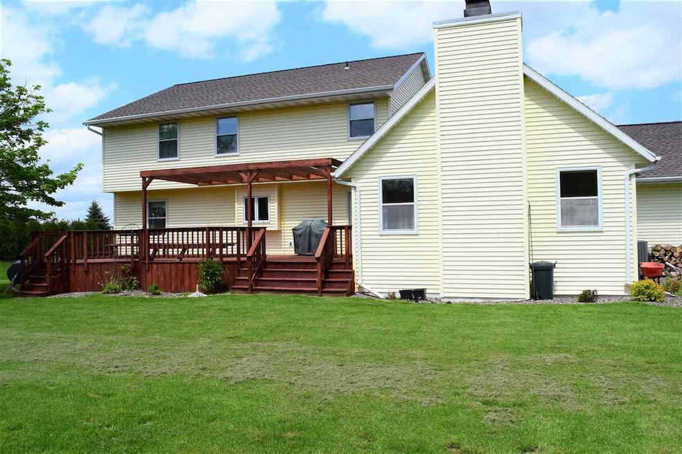 2380 Oak Ridge Cir, de Pere, WI 54115 - photo 1