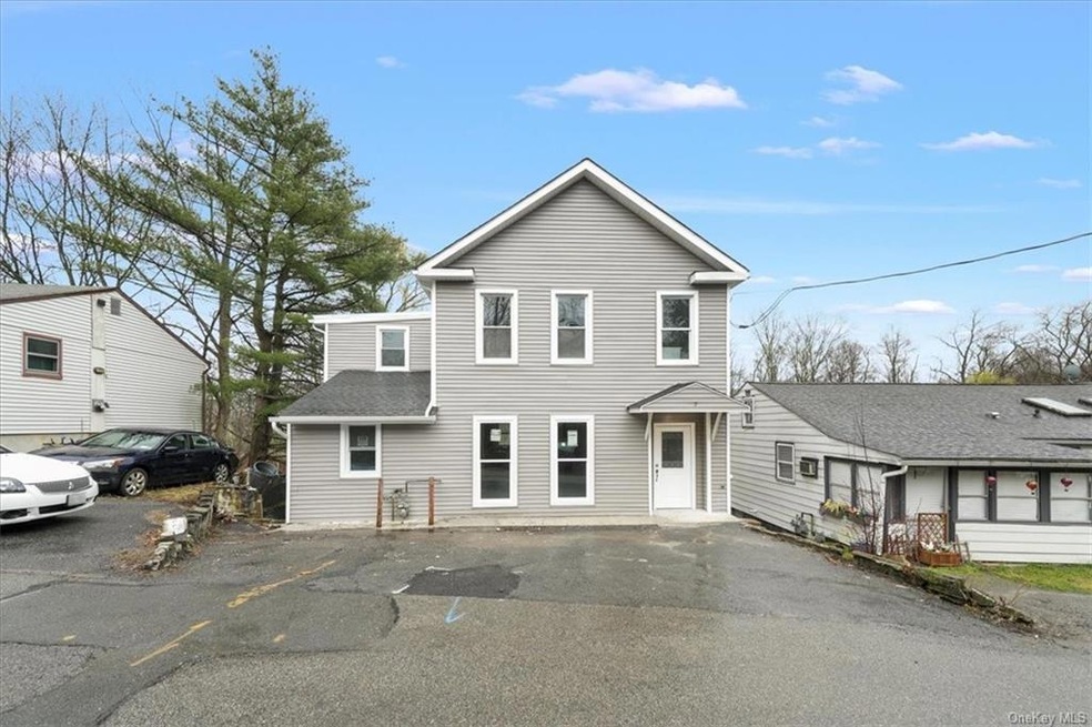 7 Fall St, Port Jervis, NY 12771 - photo 1