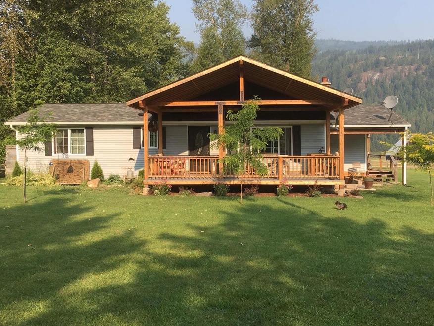 Creekside dwelling