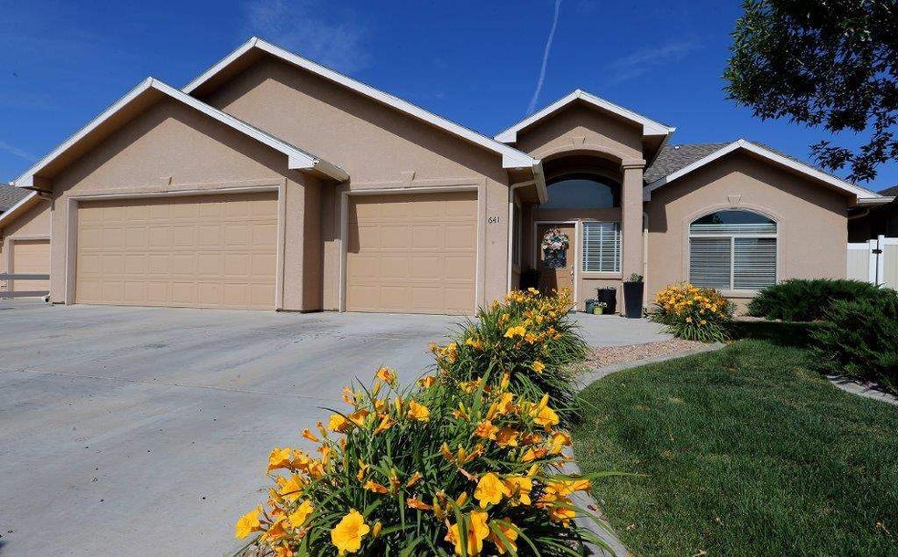 641 Zoe Ln, Grand Junction, CO 81504 - photo 1