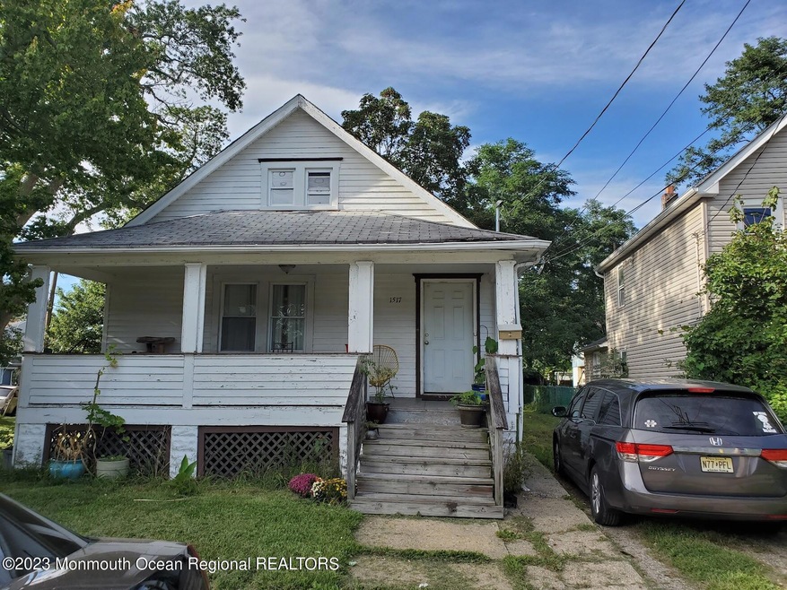 1517 Monroe Front Front