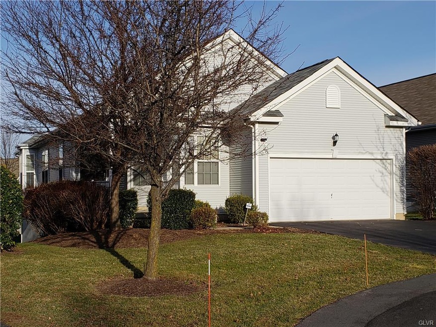 6967 Crown Ct, Macungie, PA 18062 - photo 1