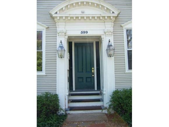 599 Middle St unit 1, Portsmouth, NH 03801 - photo 1