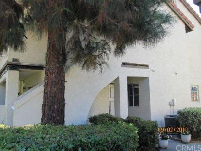 LOWER LEVEL END UNIT