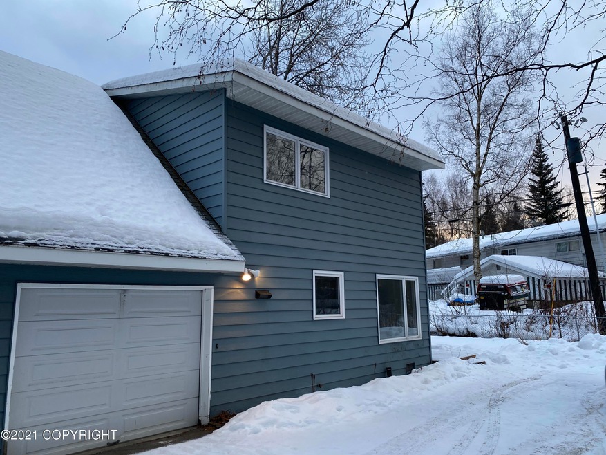 2812 Aspen Dr unit A, Anchorage, AK 99517 - photo 1