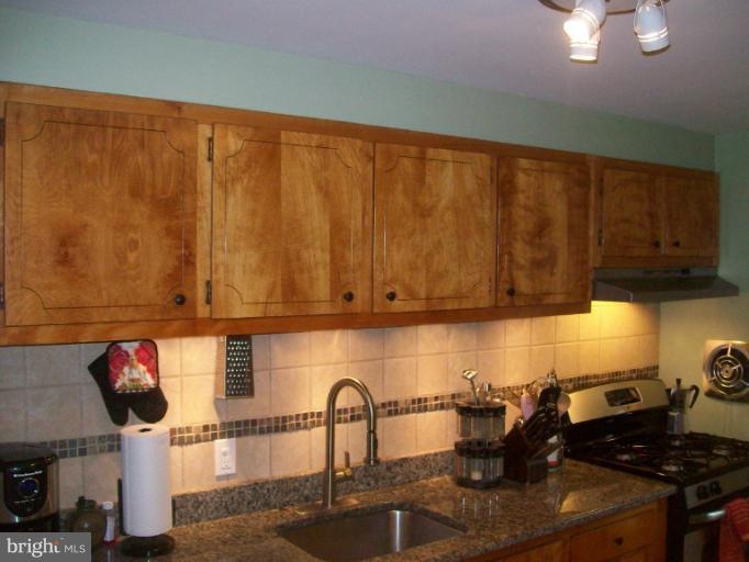 5100 Circle Place, Halethorpe, MD 21227 - photo 1