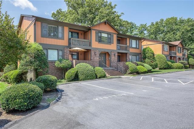 Main Level Condo with Garage