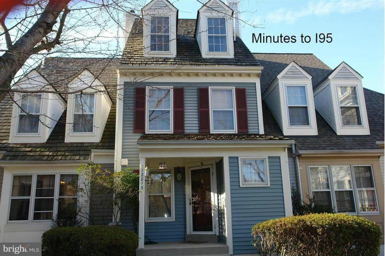 12813 Mill Brook Ct, Woodbridge, VA 22192 - photo 1