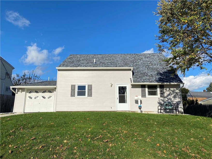 22 Azalea Ln, Levittown, PA 19055 - photo 1