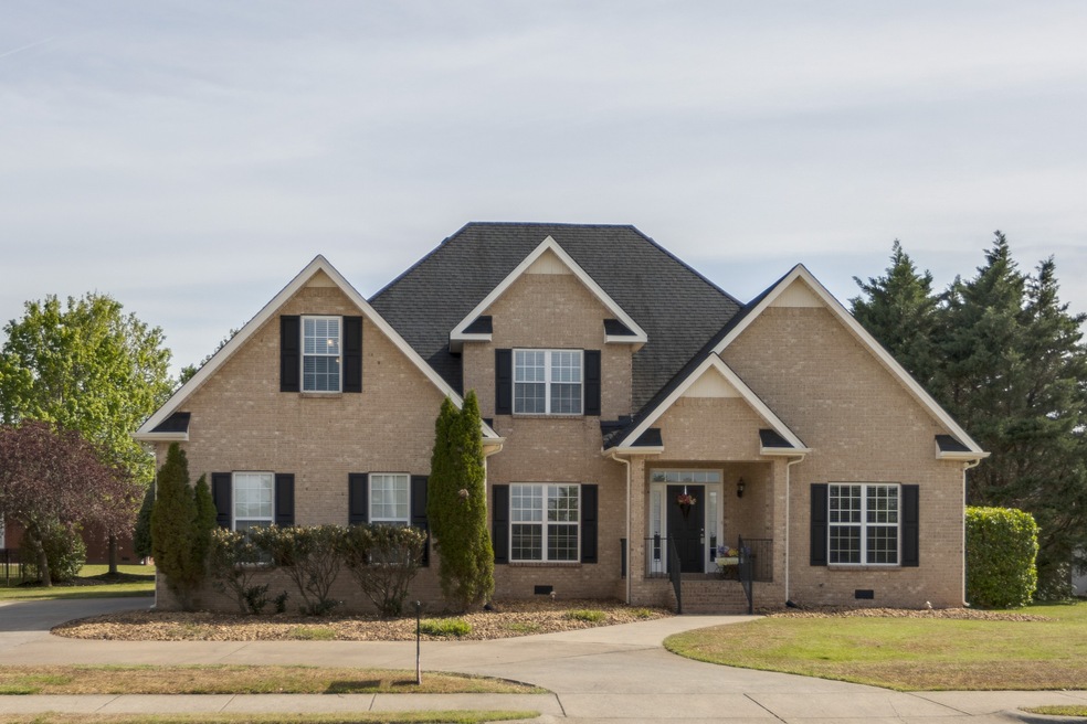 Sold $396,550 • Co-Listing Agent