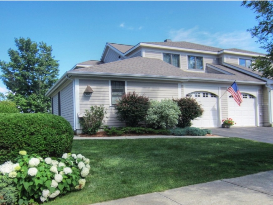 560 Golf Course Rd, South Burlington, VT 05403 - photo 1