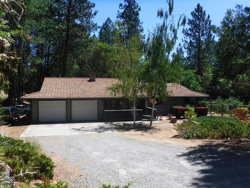 2645 Coed Place, Grants Pass, OR 97527 - photo 1