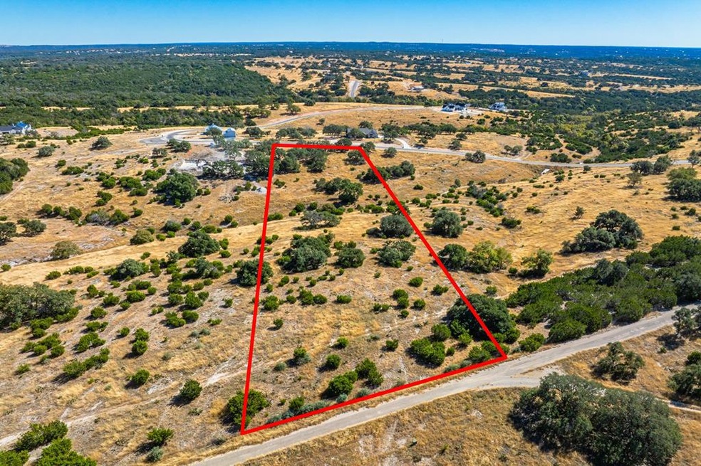 147 Cattlemans Crossing Dr unit 147, Kerrville, TX 78028 - photo 1