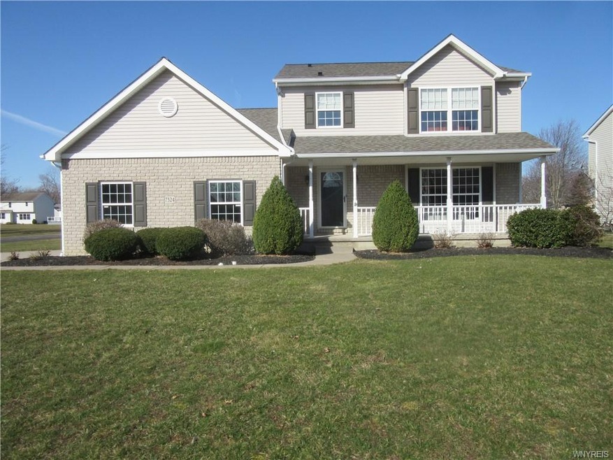 7324 Erica Ln, North Tonawanda, NY 14120 - photo 1