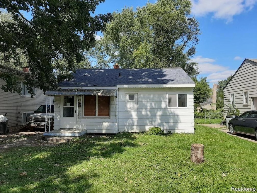 3922 Herrick St, Flint, MI 48532 - photo 1
