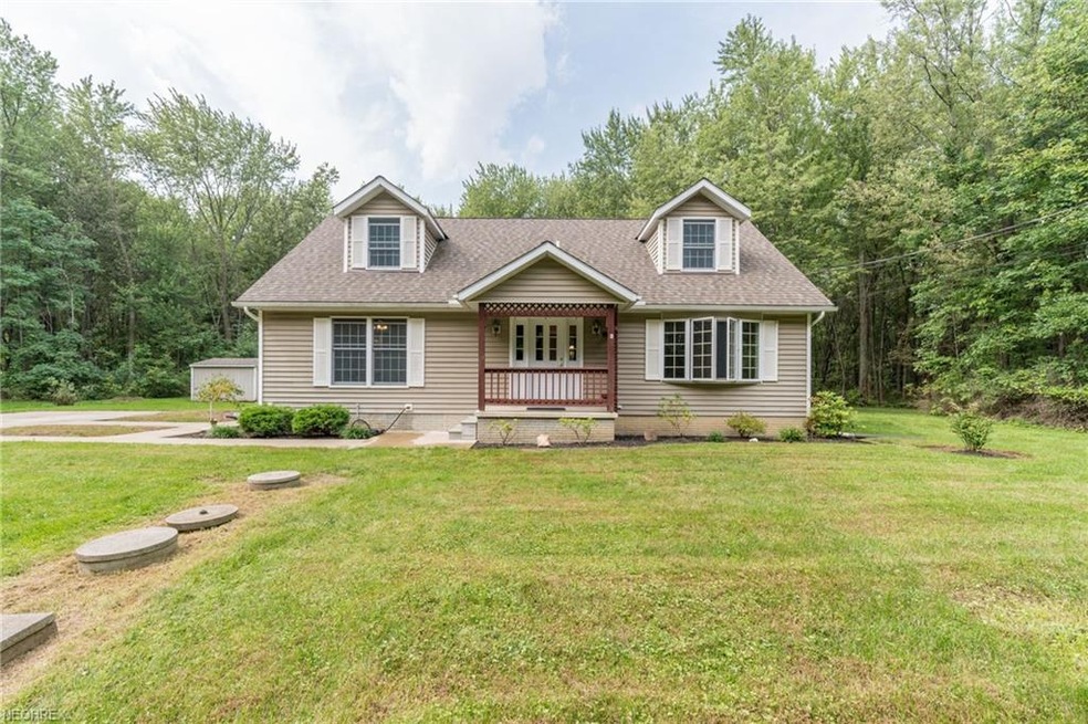 434 Mapleview Ave, Sheffield Lake, OH 44054 - photo 1