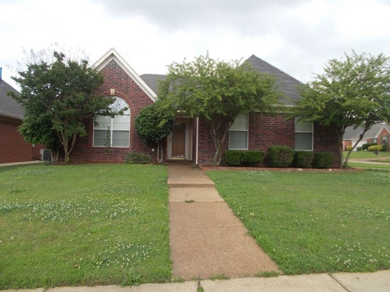 994 Scofield Dr, Cordova, TN 38018 - photo 1