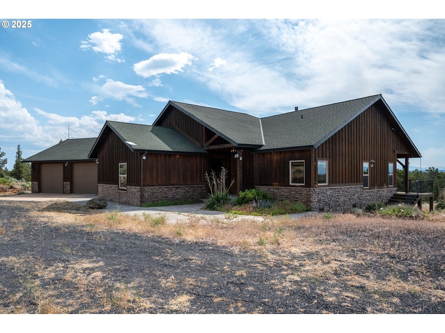 For Sale $1,815,000 • Co-Listing Agent