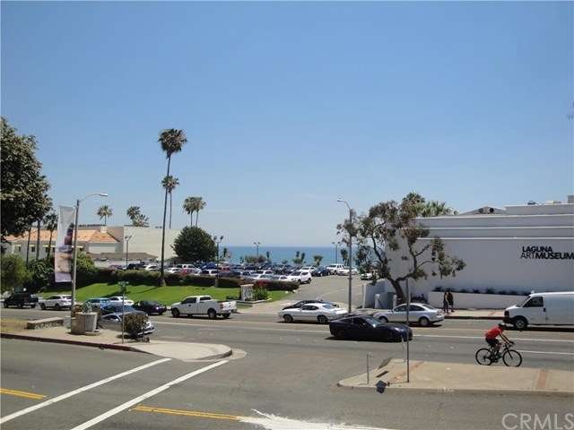 View to the ocean from the patio immediately out y