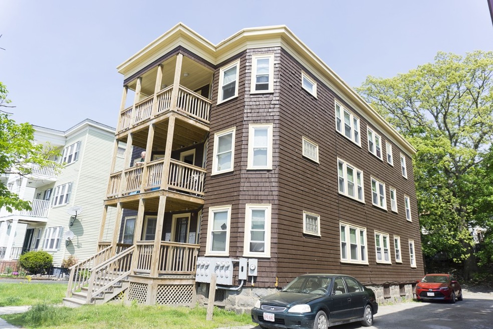 650-652 Hyde Park Ave unit 3L, Boston, MA 02131 - photo 1