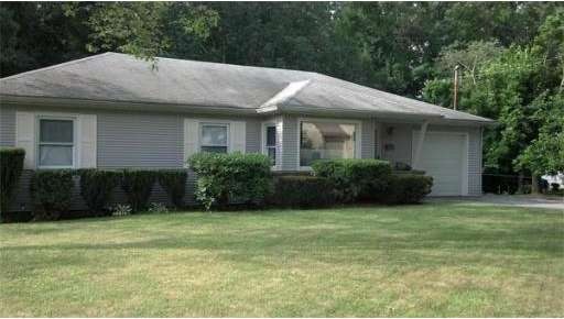 8 Delaney Ave, Dudley, MA 01571 - photo 1