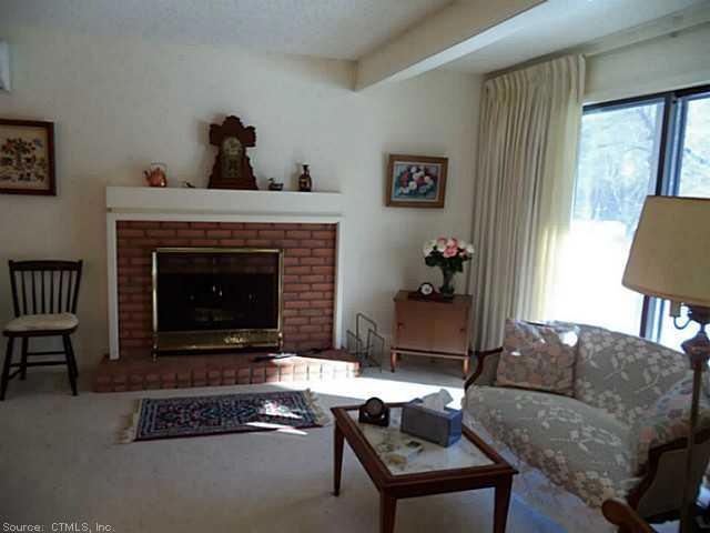 524A Heritage Village unit A, Southbury, CT 06488 - photo 1