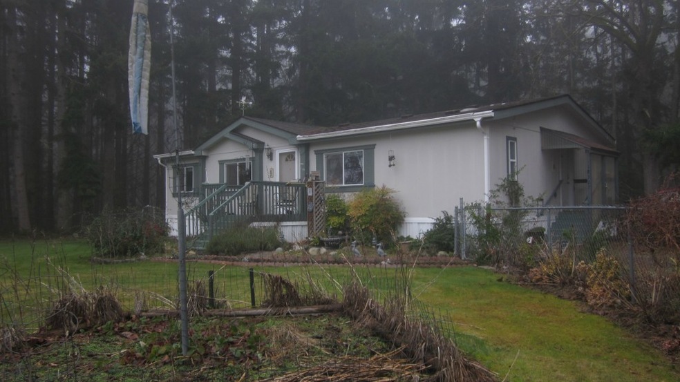 18527 Marine Dr, Stanwood, WA 98292 - photo 1