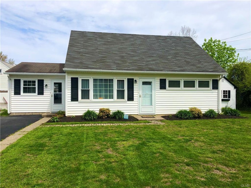 3707 Greenway St, Easton, PA 18045 - photo 1