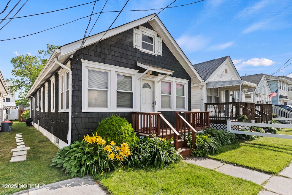 Sold $577,000 • Co-Listing Agent