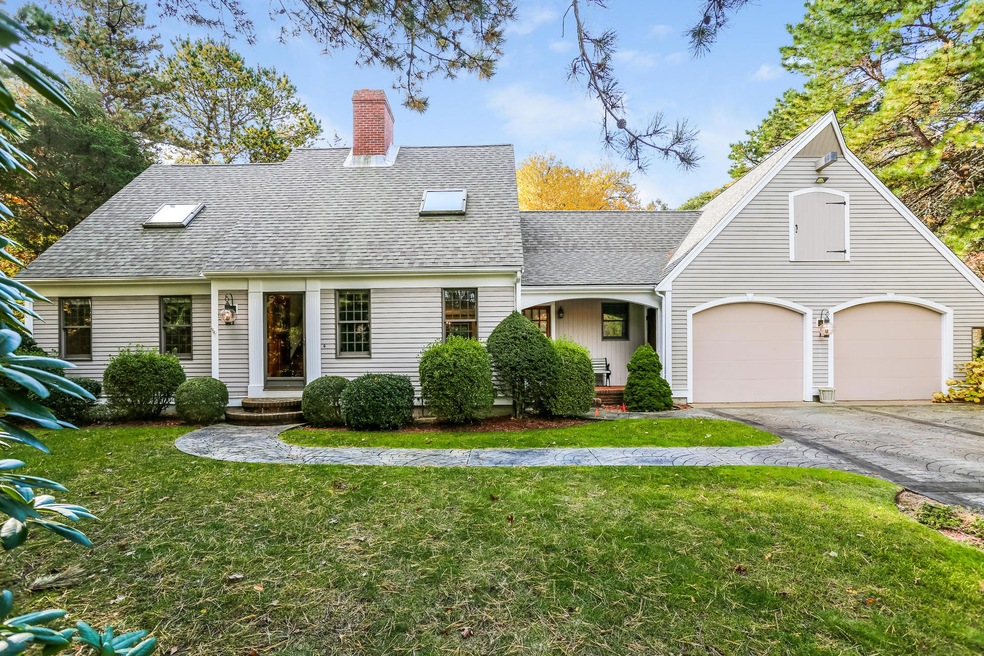 33 Perry Rd, North Falmouth, MA 02556 - photo 1