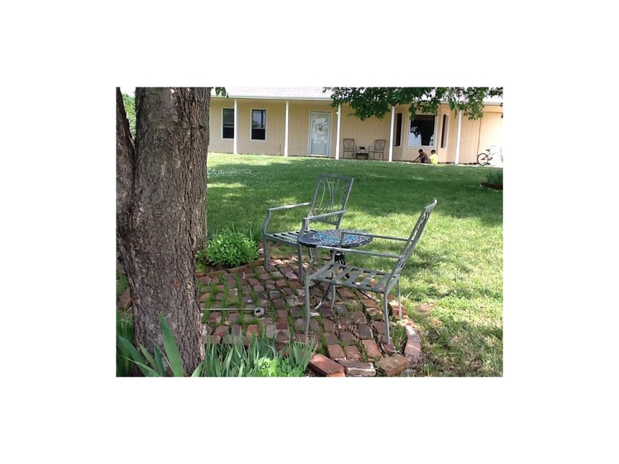 peaceful country living at it's best!  large cover