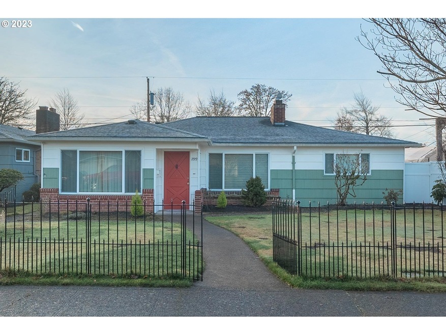 2919 Magnolia St, Longview, WA 98632 - photo 1