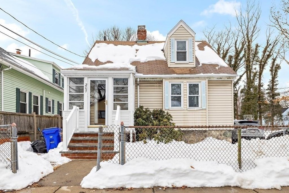 207 Itasca St, Mattapan, MA 02126 - photo 1