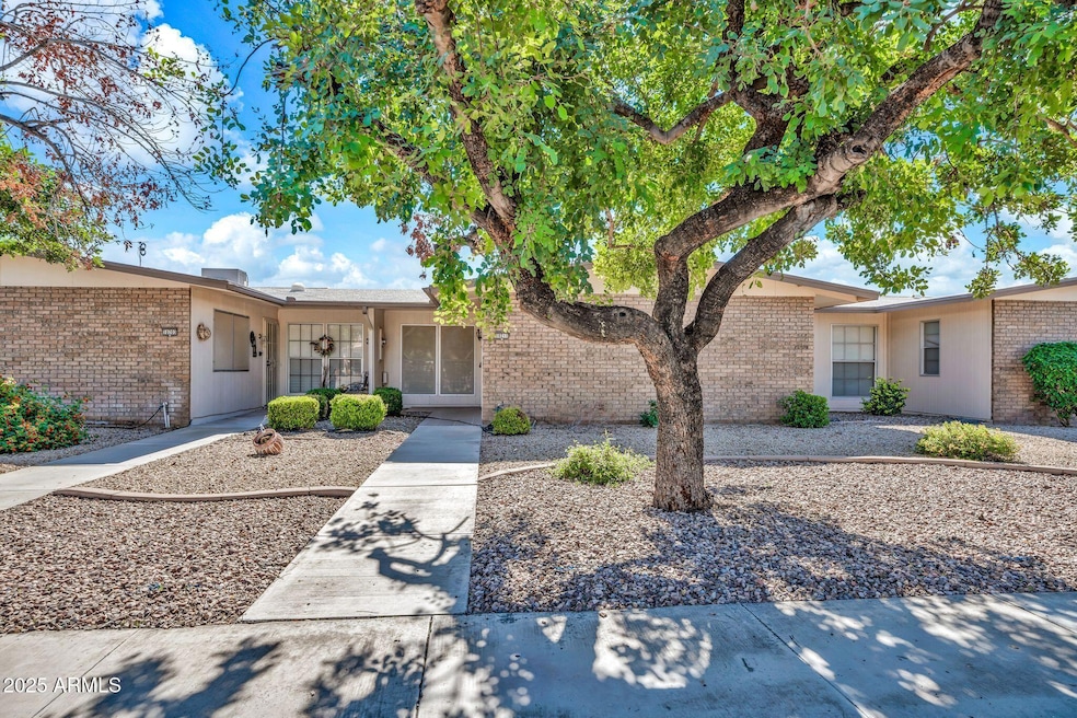 10211 W Ocotillo Dr-3