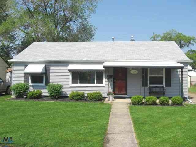 26721 Grandmont St, Roseville, MI 48066 - photo 1