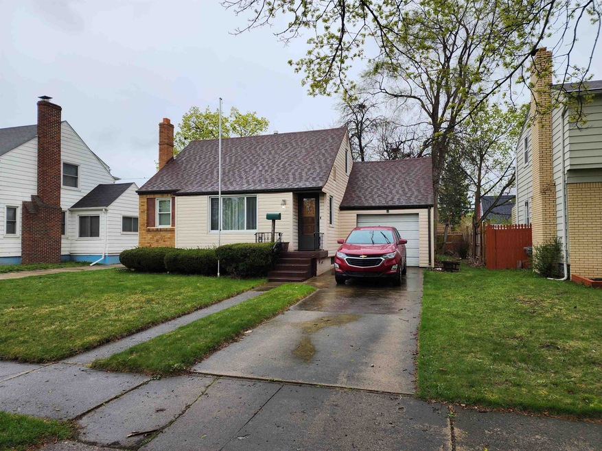 613 Chandler St, Flint, MI 48503 - photo 1