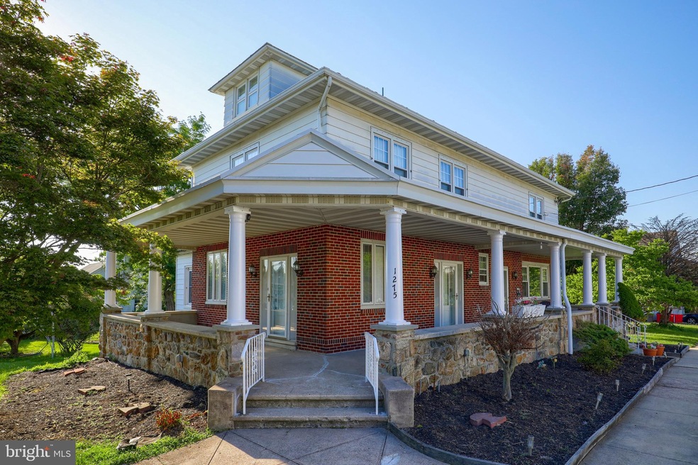 1275 Beaumont Ave, Temple, PA 19560 - photo 1