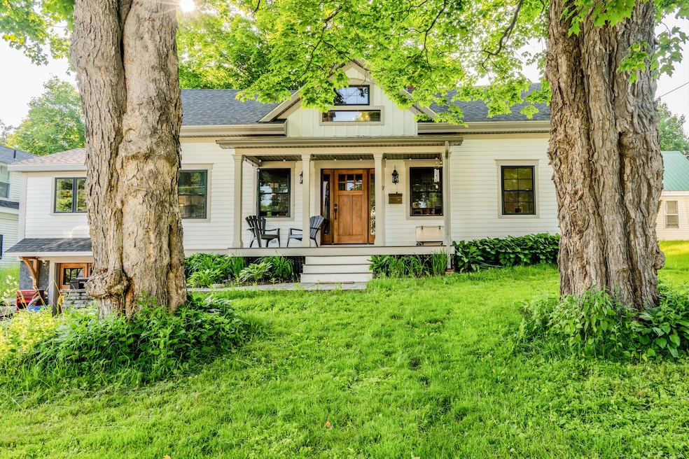 For Sale $424,900