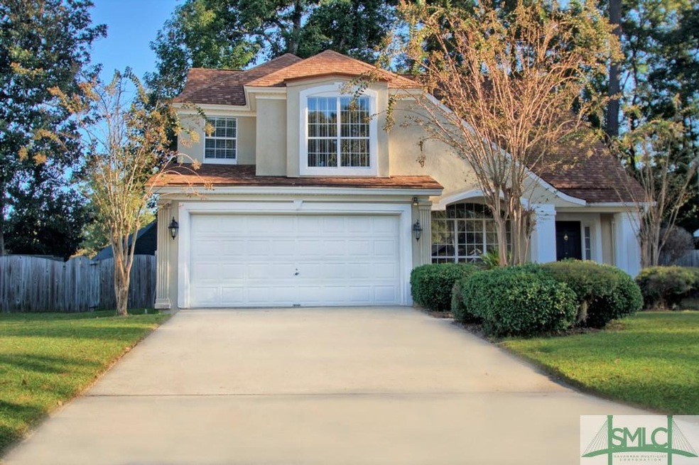 Lovely 3 Br 2.5 Ba stucco home in Georgetown area.