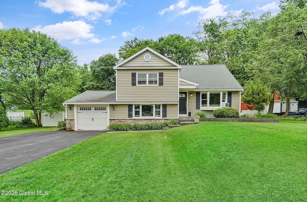 For Sale $424,900